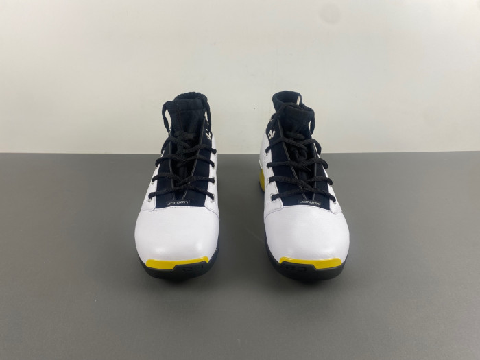 Air Jordan 17 Low “Lightning”  FJ0395-100