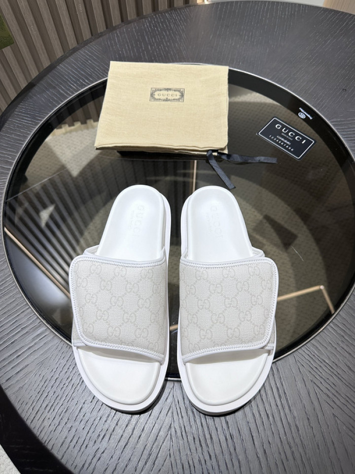 GUCC SLIPPERS