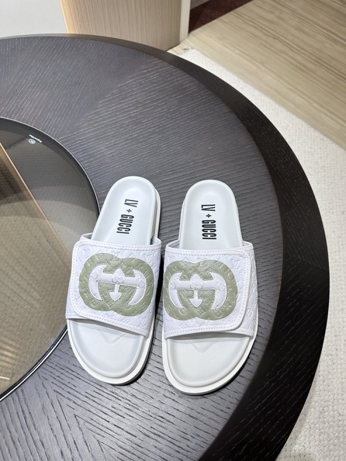 GUCC SLIPPERS