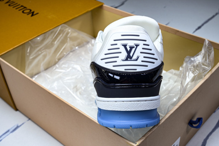 LV SNEAKER TRAINER  FOR-LV405