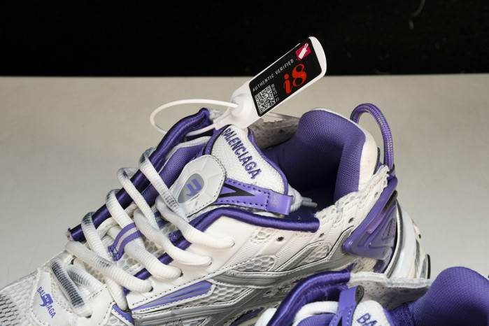 BLCG RUNNER   103013