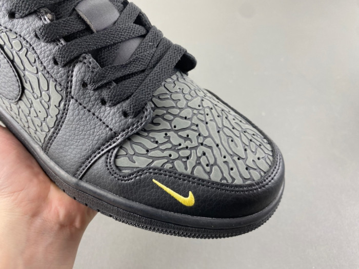 Air Jordan 1 Low “Elephant” SE IM6568-010