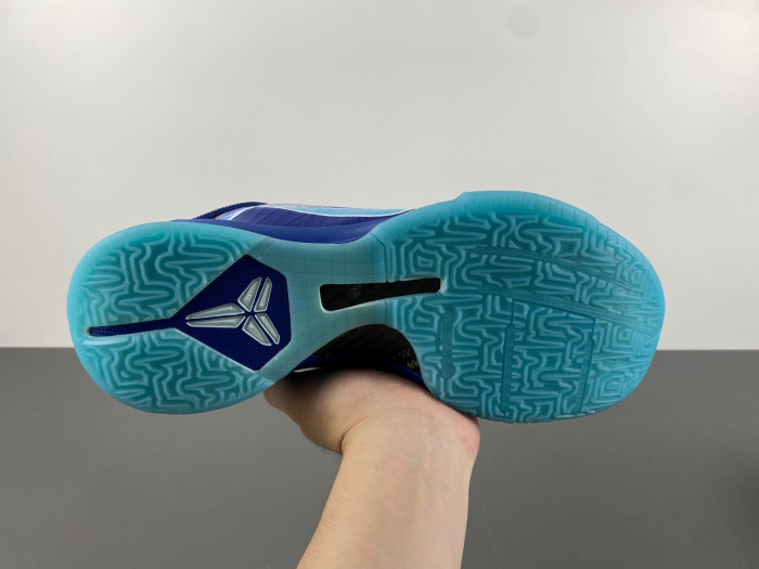 Nike Kobe 5 Protro “X-Ray”  HJ4303-400