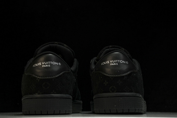 LV x Travis Scott x Air Jordan 1 Low OG  1A9VD7