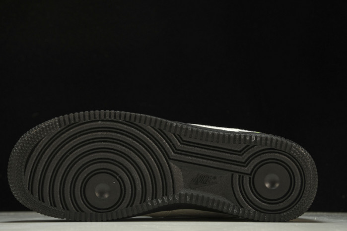 Nike Air Force 1 LV 022303