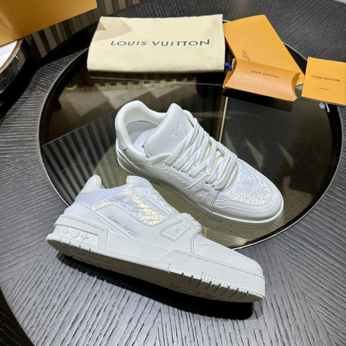 LV SNEAKER LOW FOR-LV204