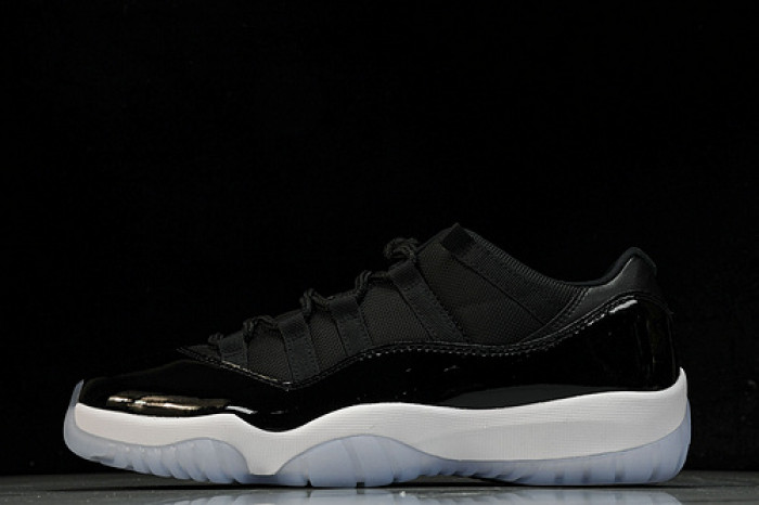 Air Jordan 11 Low "Space Jam"  FV5104-004