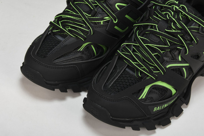 BLCG Track Trainer black green 542436 W2LA1 2042