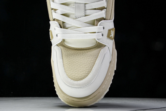 LV SNEAKER LOW FOR-LV211