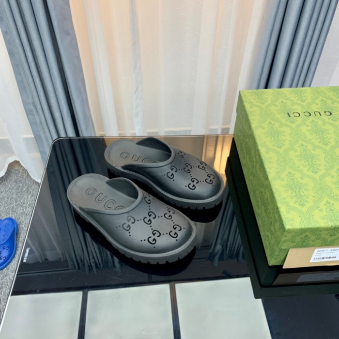 GUCC SLIPPERS