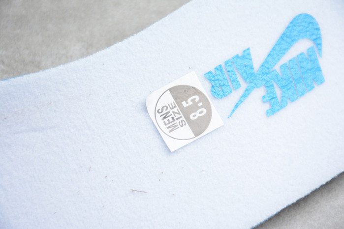 Jordan 1 Retro UNC  555088-117