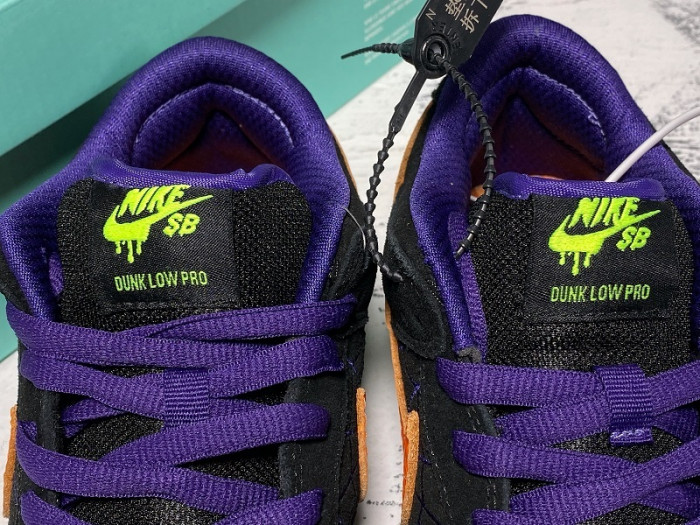 Nike SB Dunk Low Night of Mischief Halloween  BQ6817-006