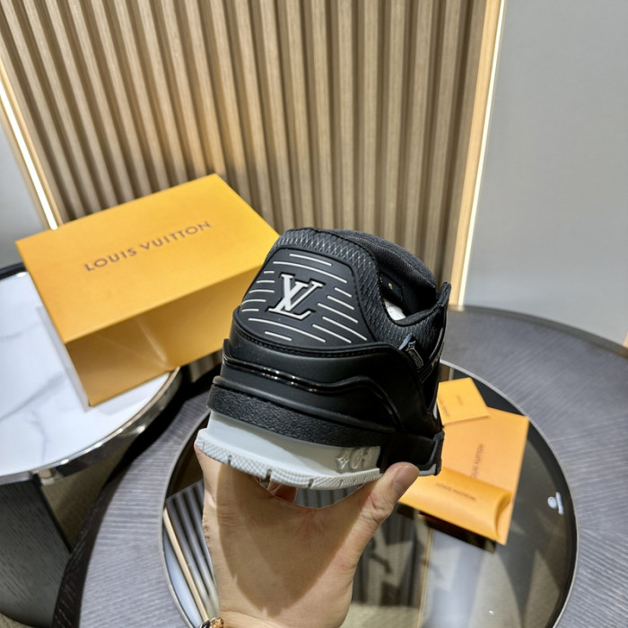 LV SNEAKER LOW FOR-LV184