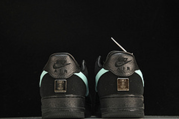 NIKE AIR FORCE 1 LOW x  Tiffany & Co.