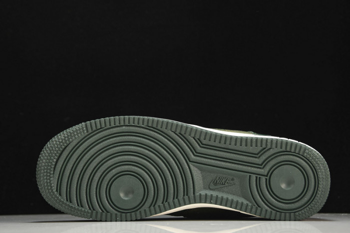 Nike Air Force 1 LV 022308