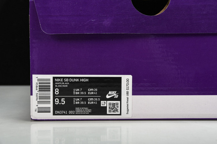 Supreme x Nike SB Dunk High QS “By Any Means”SUP  DN3741-002