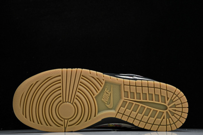 Dunk SB Supreme × Nike Dunk Low “Rammellzee”  FD8778-001