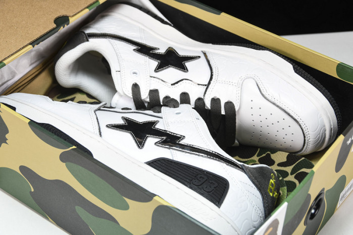 A B*THING APE  YEE-001