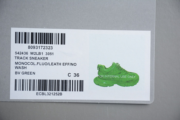 BLCG  Track TRAINER  Yeeshoes  22040703