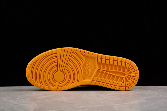 Air Jordan 1 Retro High OG “Yellow Toe”  555088-711