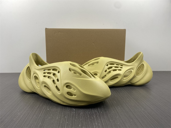 Yeezy Foam Runner  GV6775