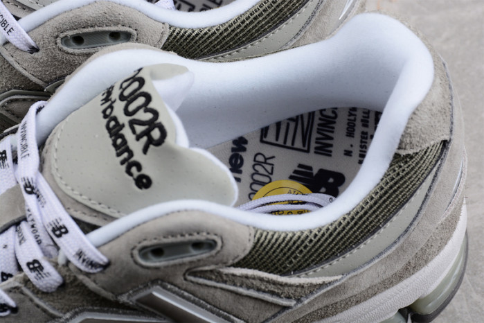 New* Balance WL2002 ML2002RV