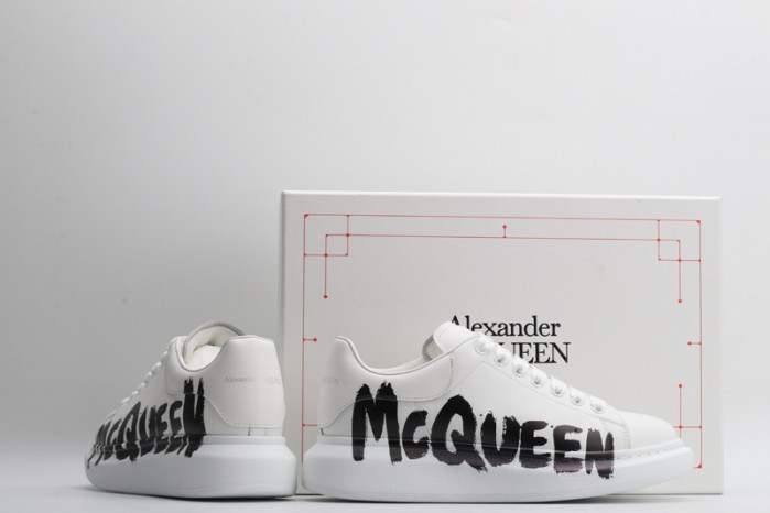 MQ Sneakers