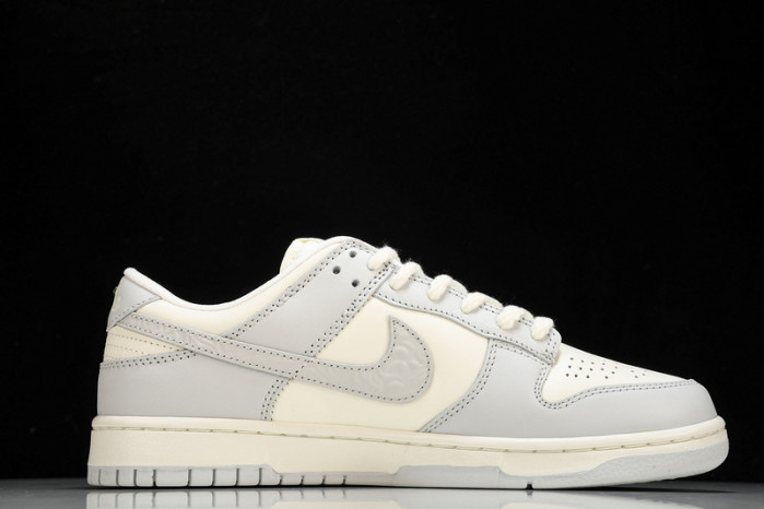 NIKE Dunk Low  "Needlework"  FJ4553-133
