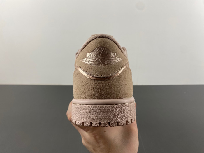 Travis Scott x Jordan 1 Retro Low NS Particle Beige (Women