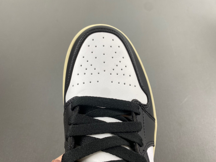 AIR JORDAN 1 MID FQ7818-101