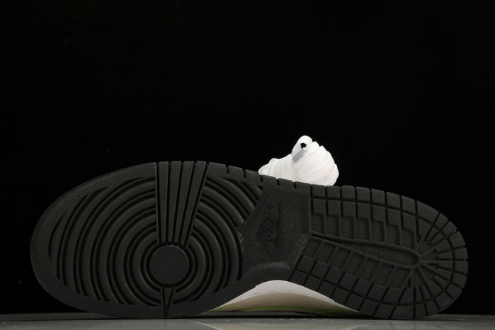 Nike Dunk Low “University of Oregon PE” FQ7260-001