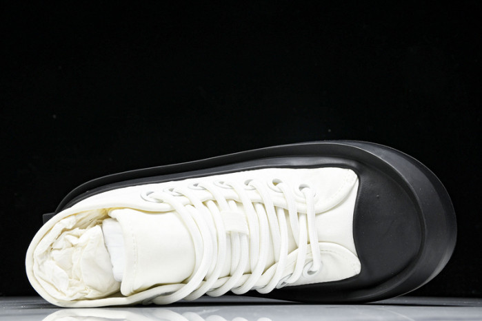 BOTTEGA VENETA  JUMBO SNEAKER