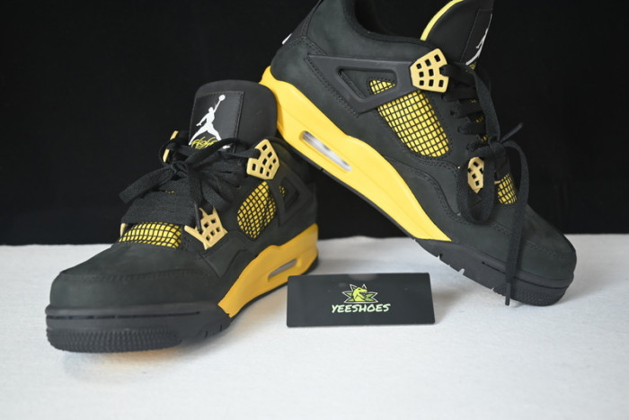 Air Jordan 4 Retro Thunder (2023 NEW  ) DH6927-017