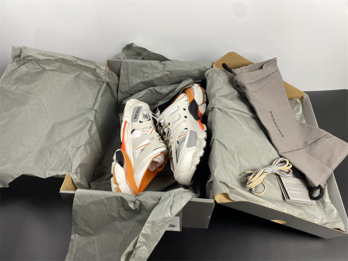 BLCG Track slides 653813 W3CP5 9059