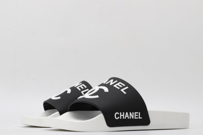 CH*NEL SLIPPERS