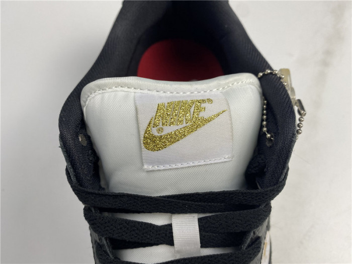 Nike SB Dunk Low Supreme Stars Black (2021)  DH3228-102