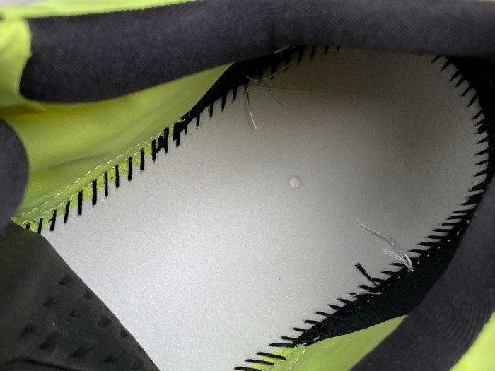 ADIDAS Yeezy Boost 700 MNVN Phosphor  FY3727